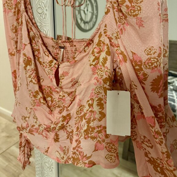 Free People // Hilary Printed Top // (M - Pink Combo) *NWTs* - Picture 8 of 13